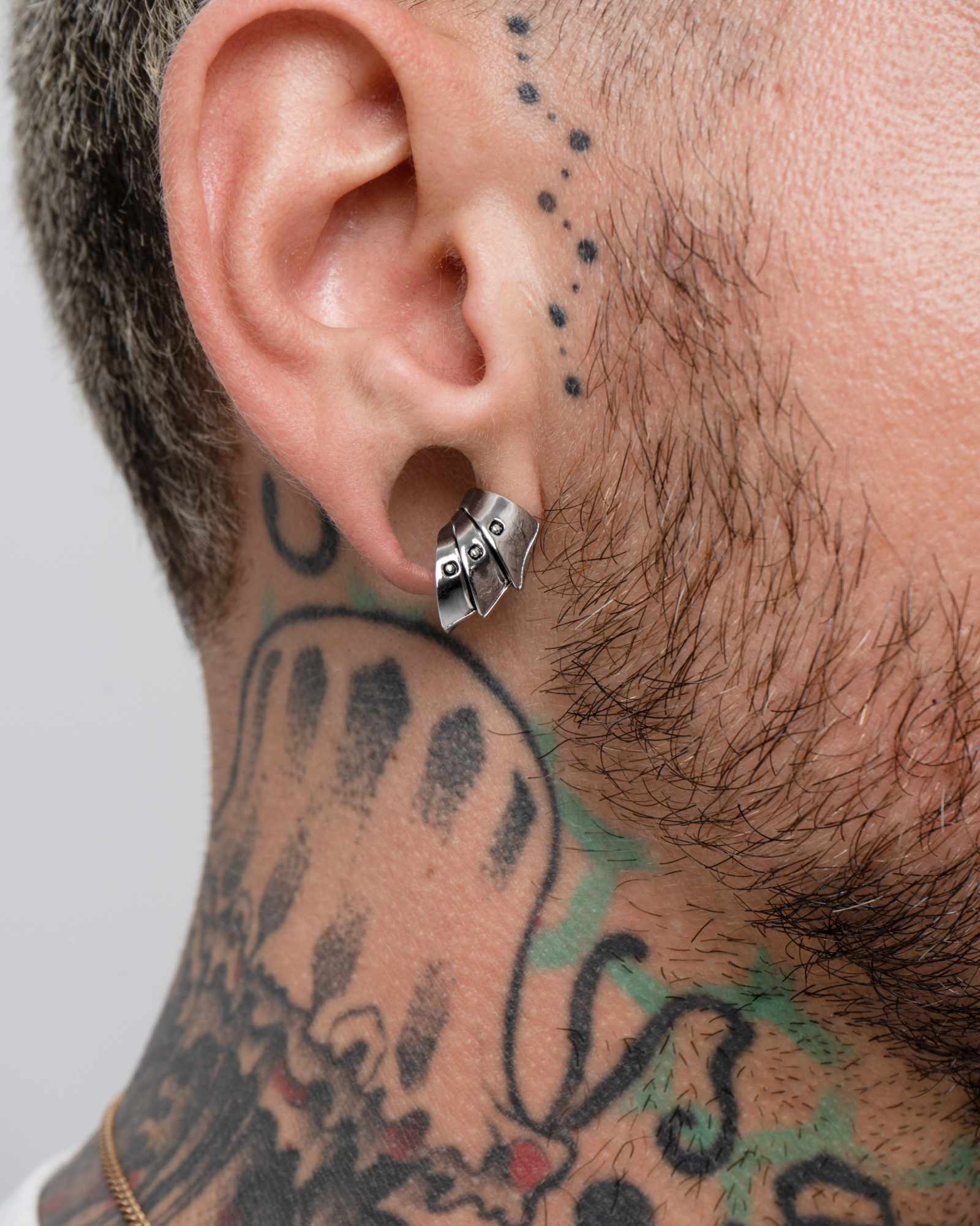 Armour Lobe Cuffs™️ - Image 9