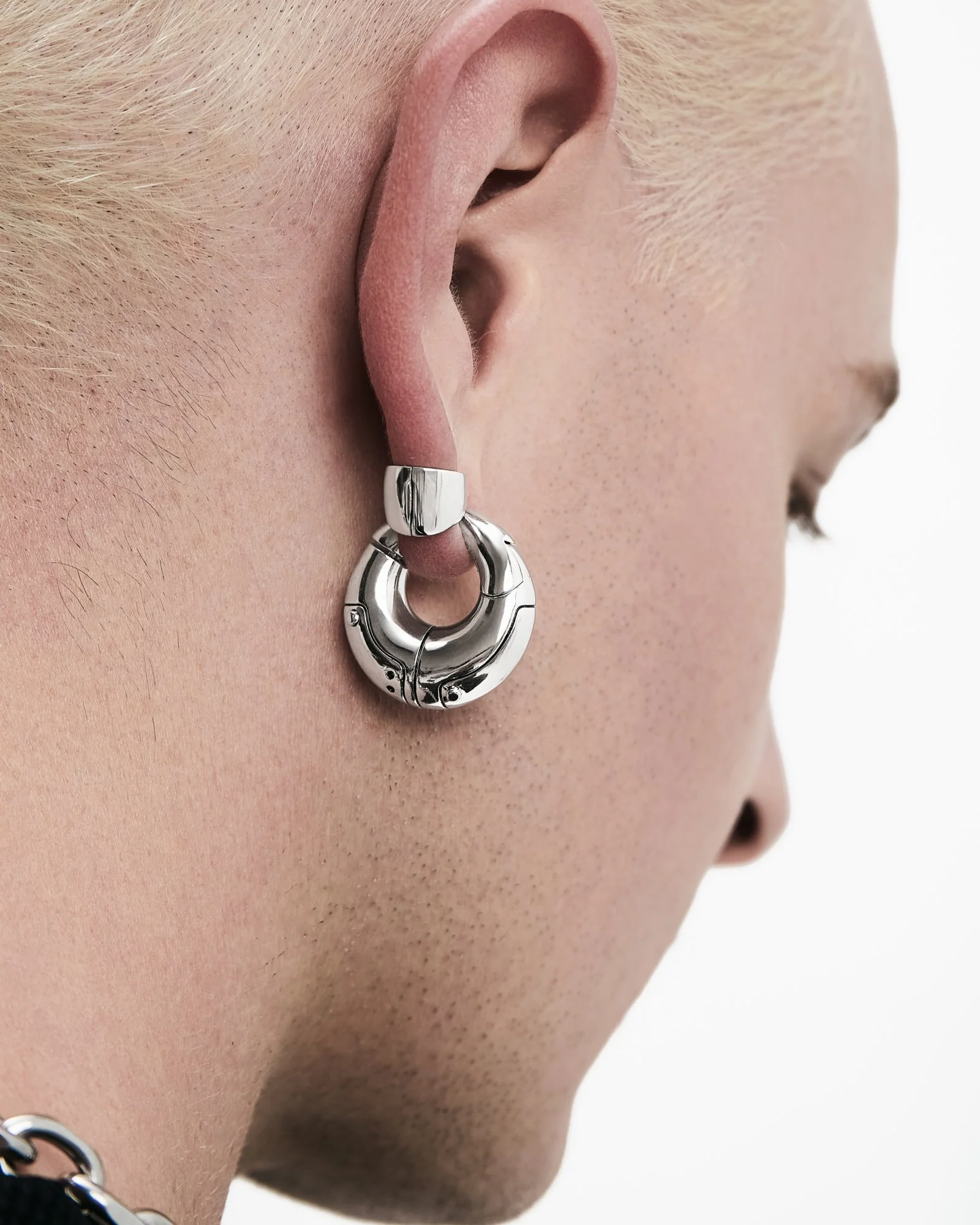 Atomic Hangers - Image 5