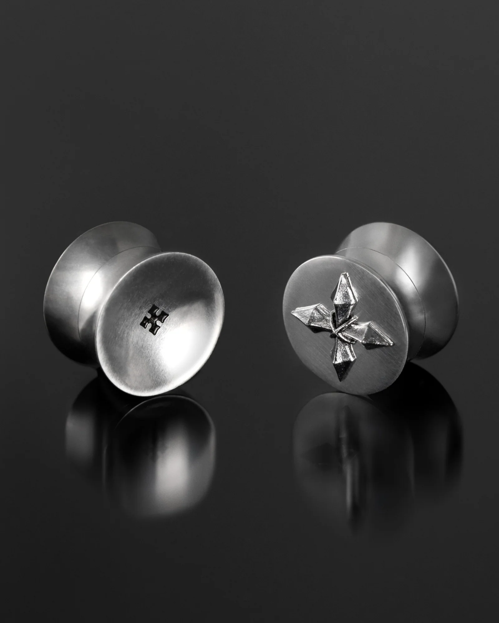 AXIOM Plugs - Image 3