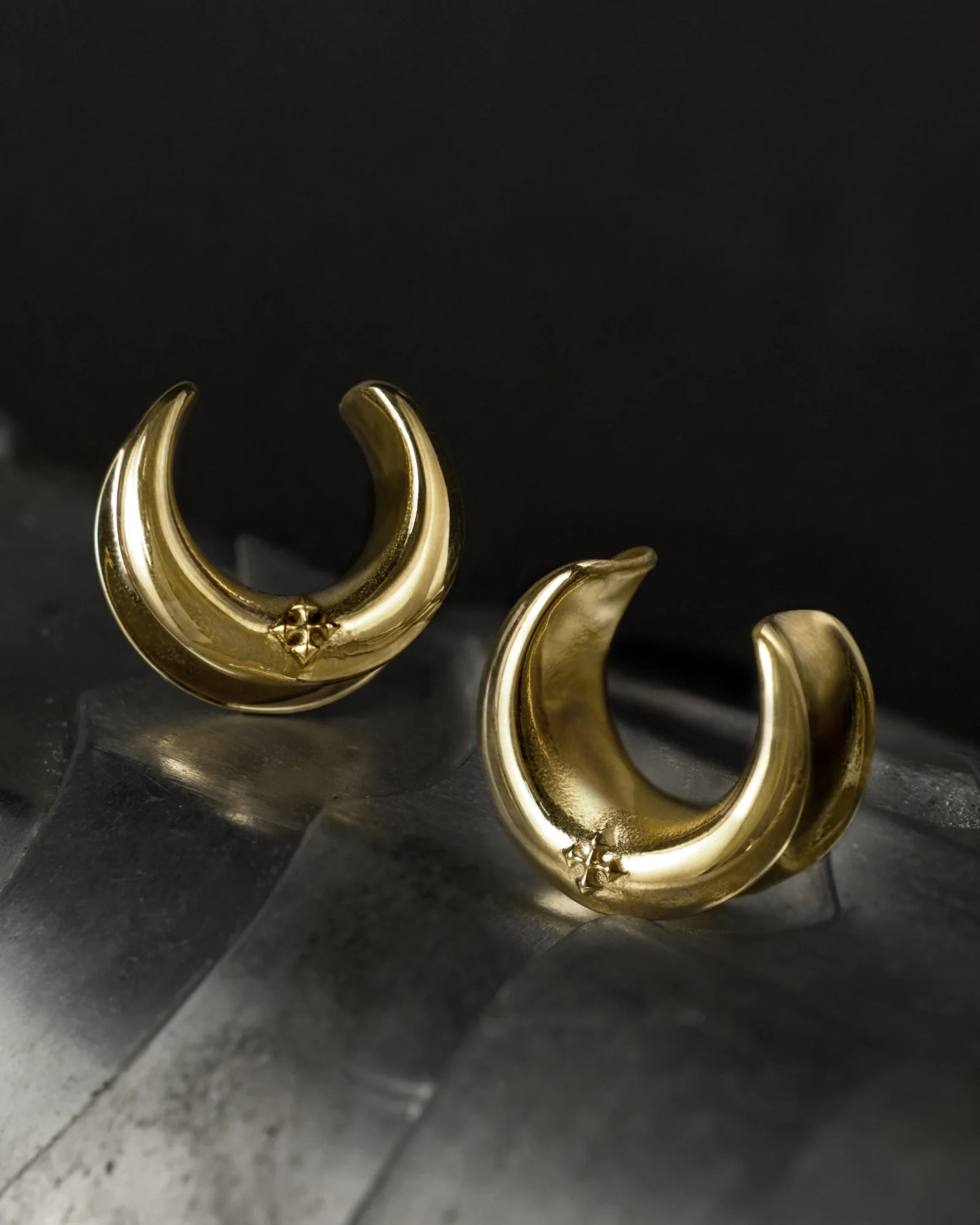 Crescent Moon Saddle Hangers - Image 6