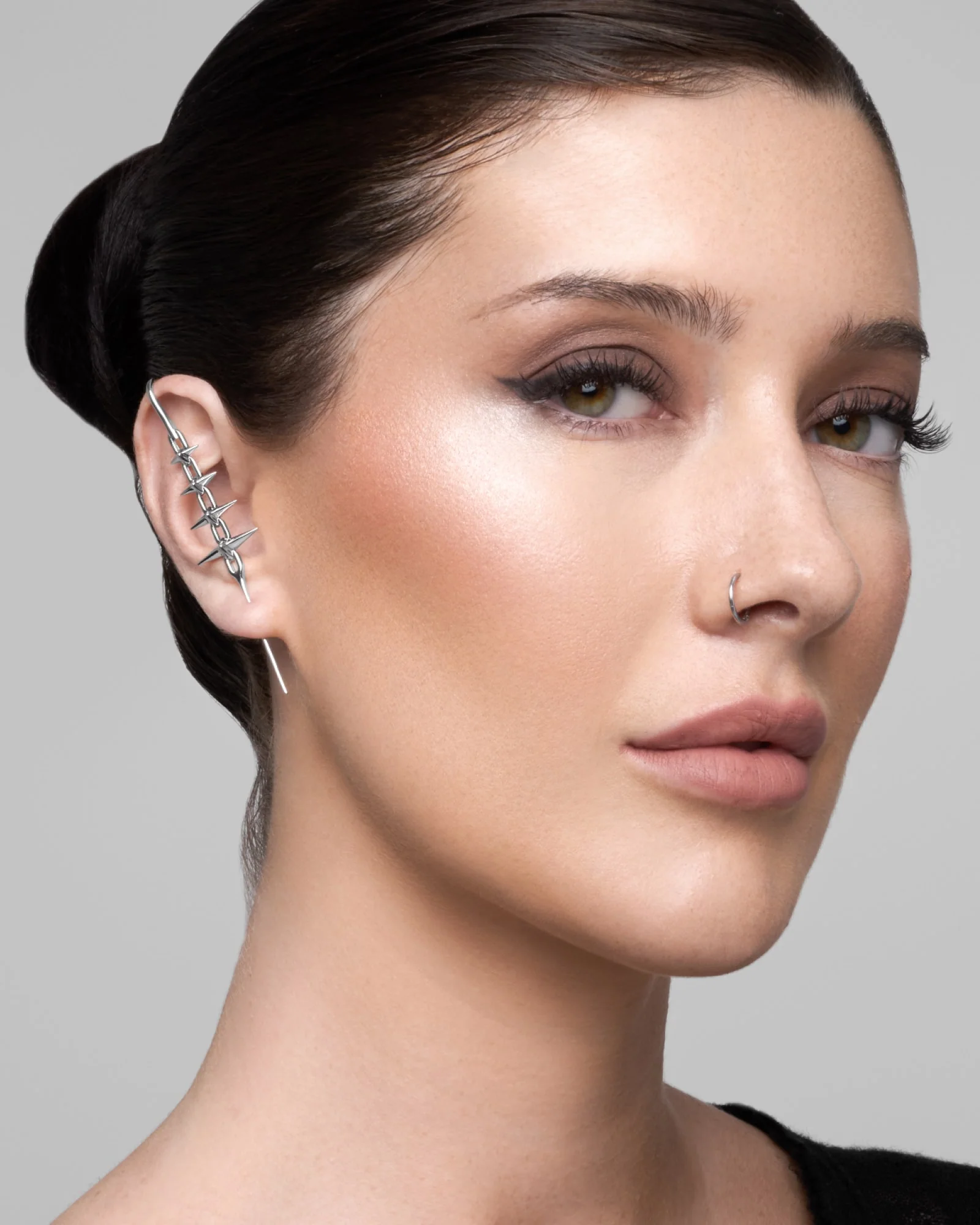 FORBIDDEN Pin Cuff Earring - Image 4