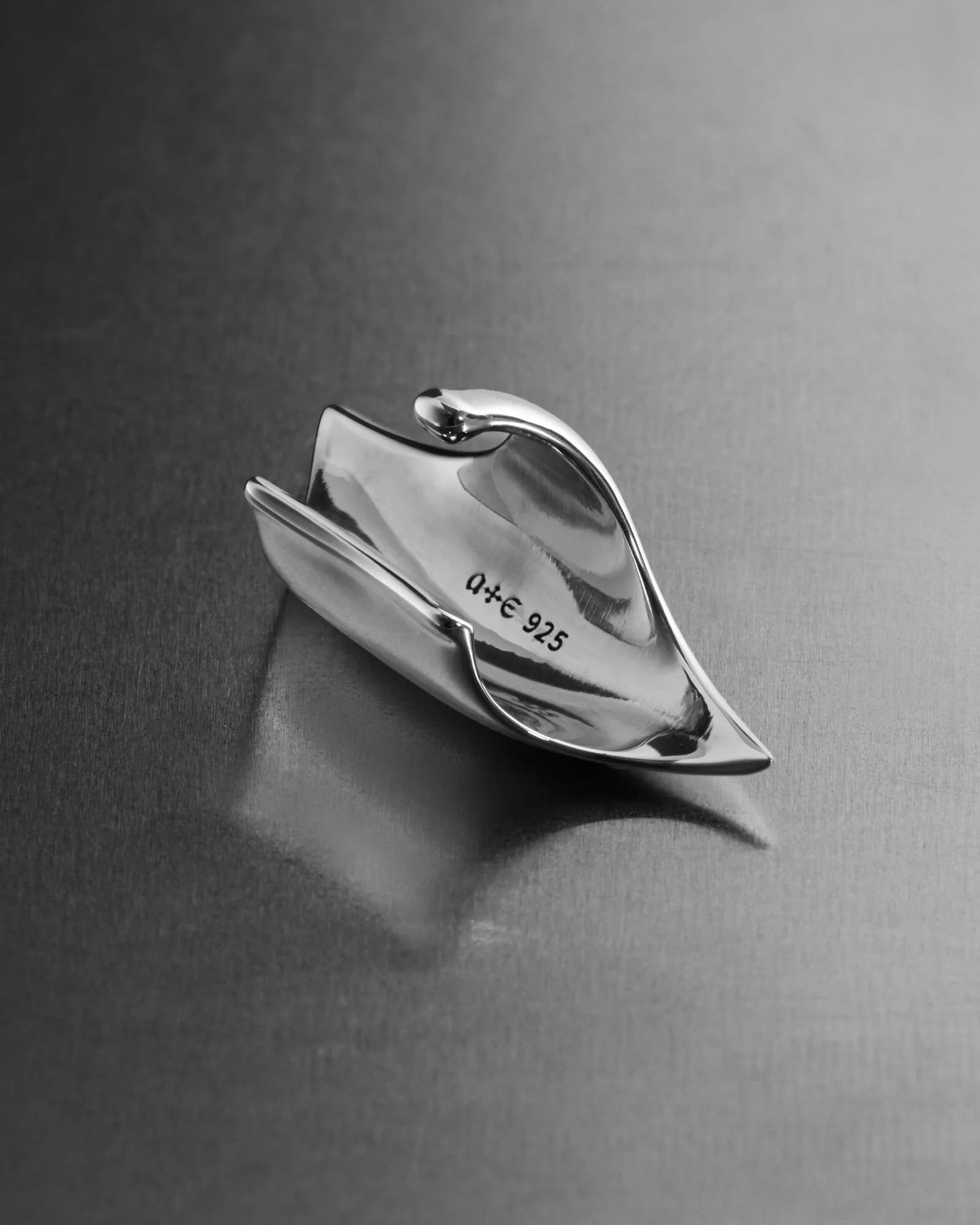 Light Ark Ear Cuff - Image 7