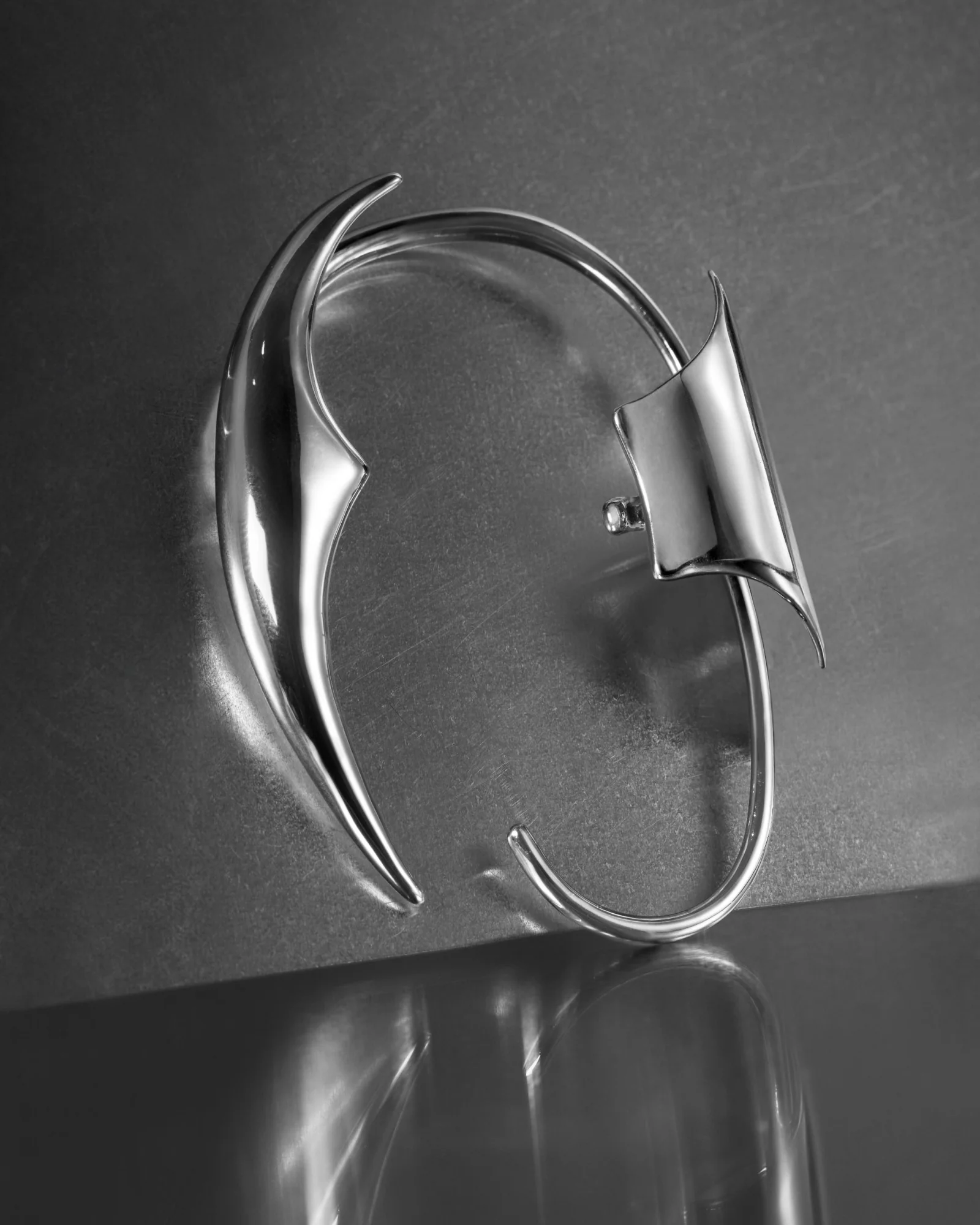 Light Ark Ear Cuff - Image 9