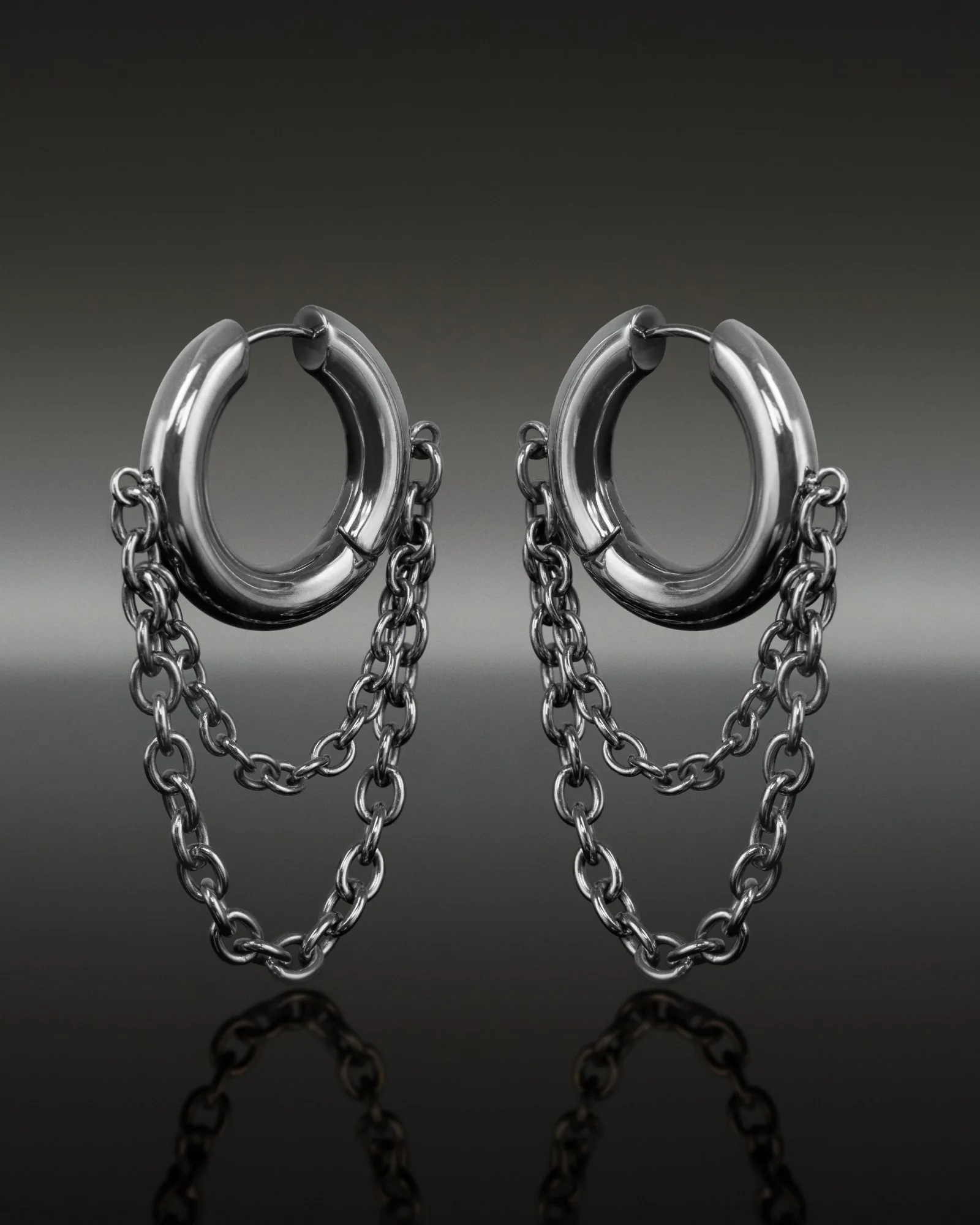 Obscura Chain Earrings - Image 7