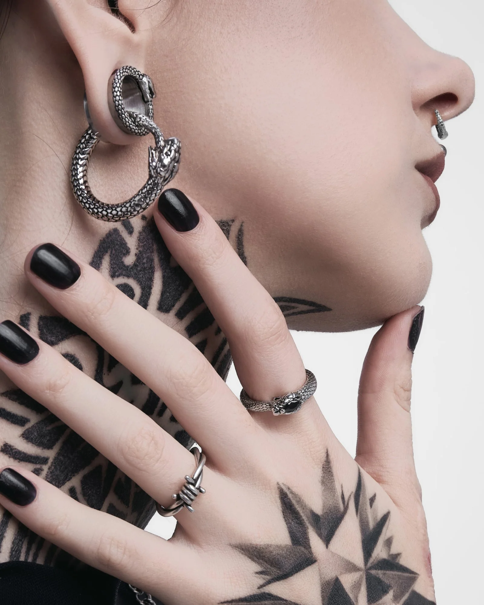Ouroboros Hangers - Image 3