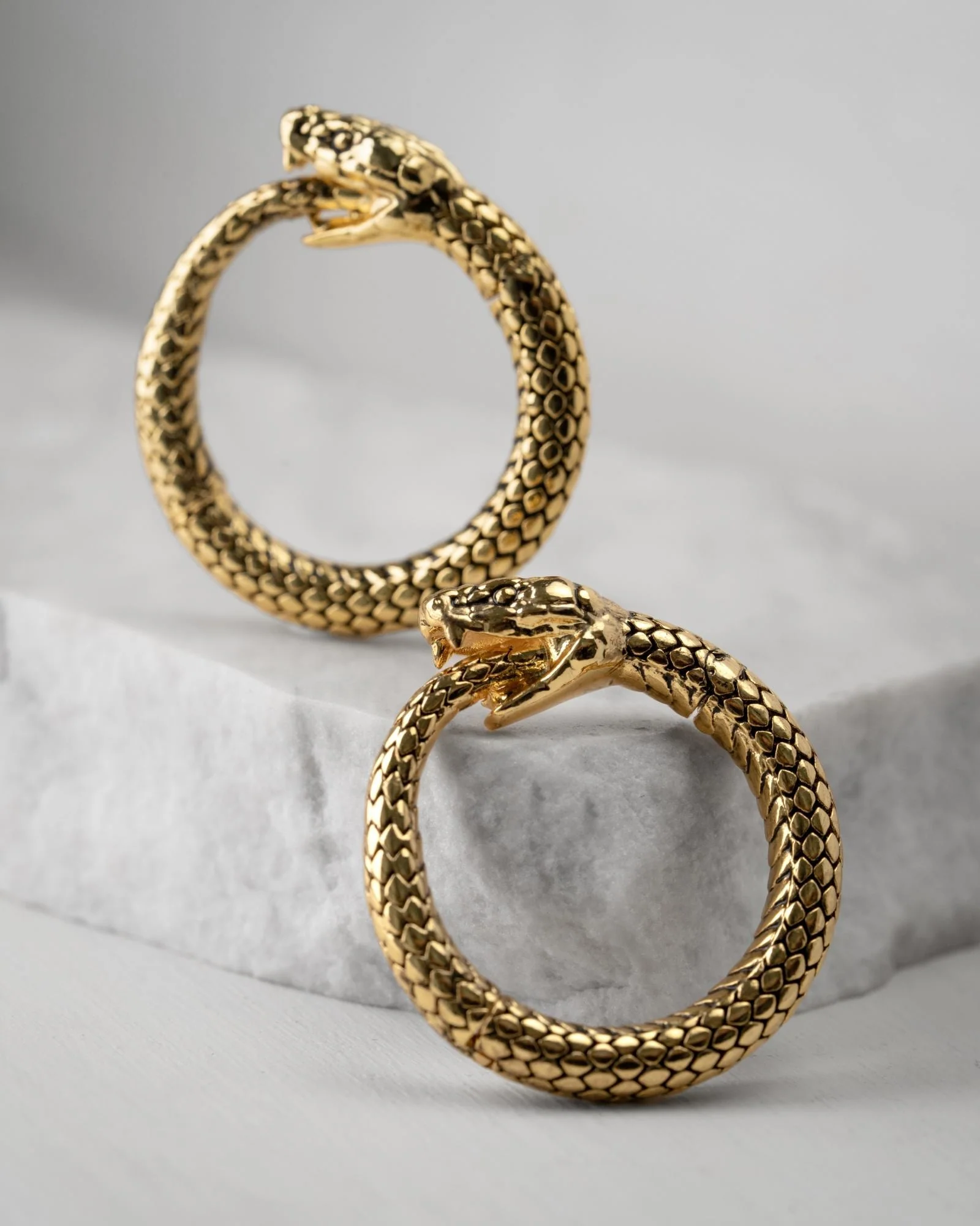Ouroboros Hangers - Image 8
