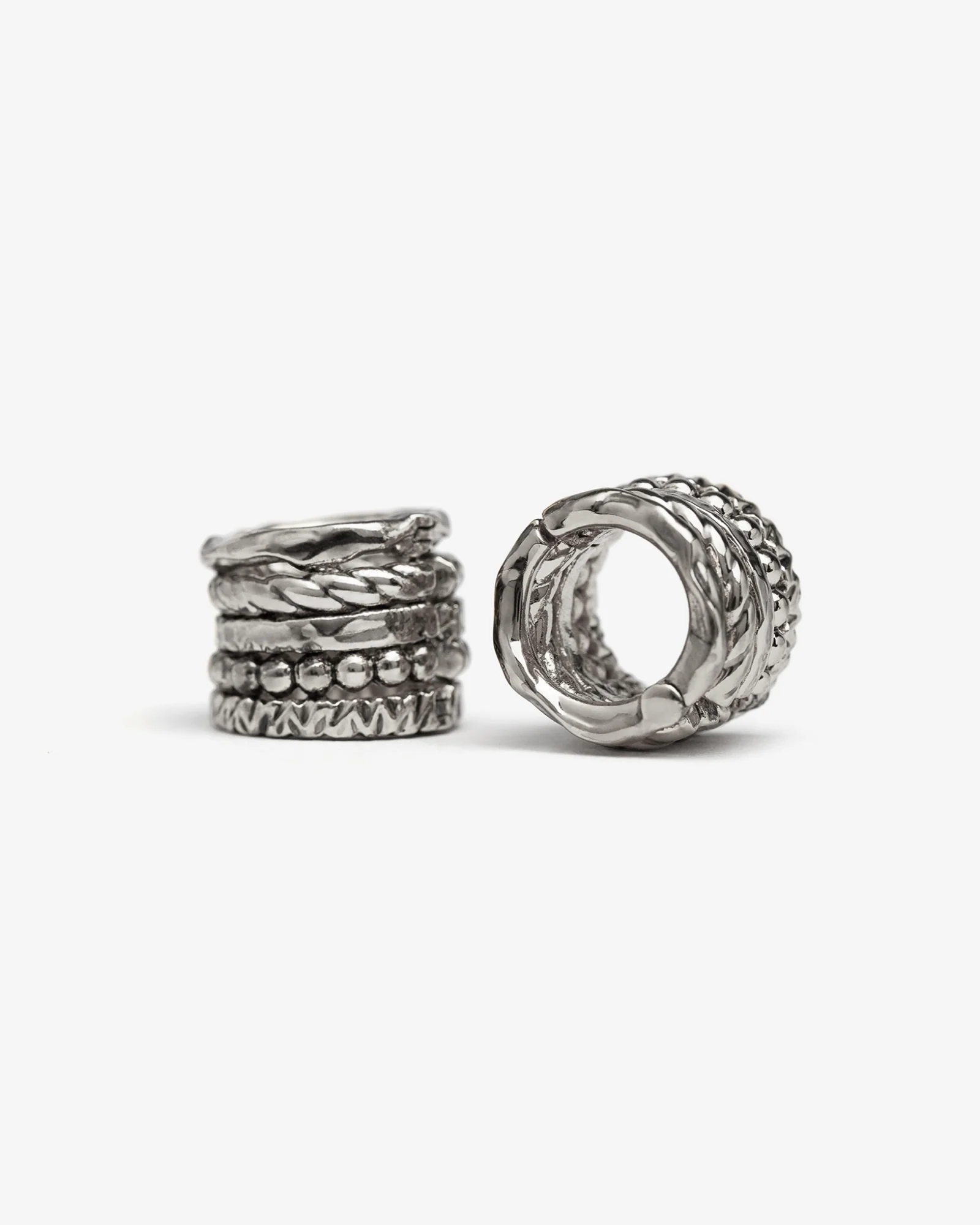Qarma Lobe Cuffs™️ - Image 4