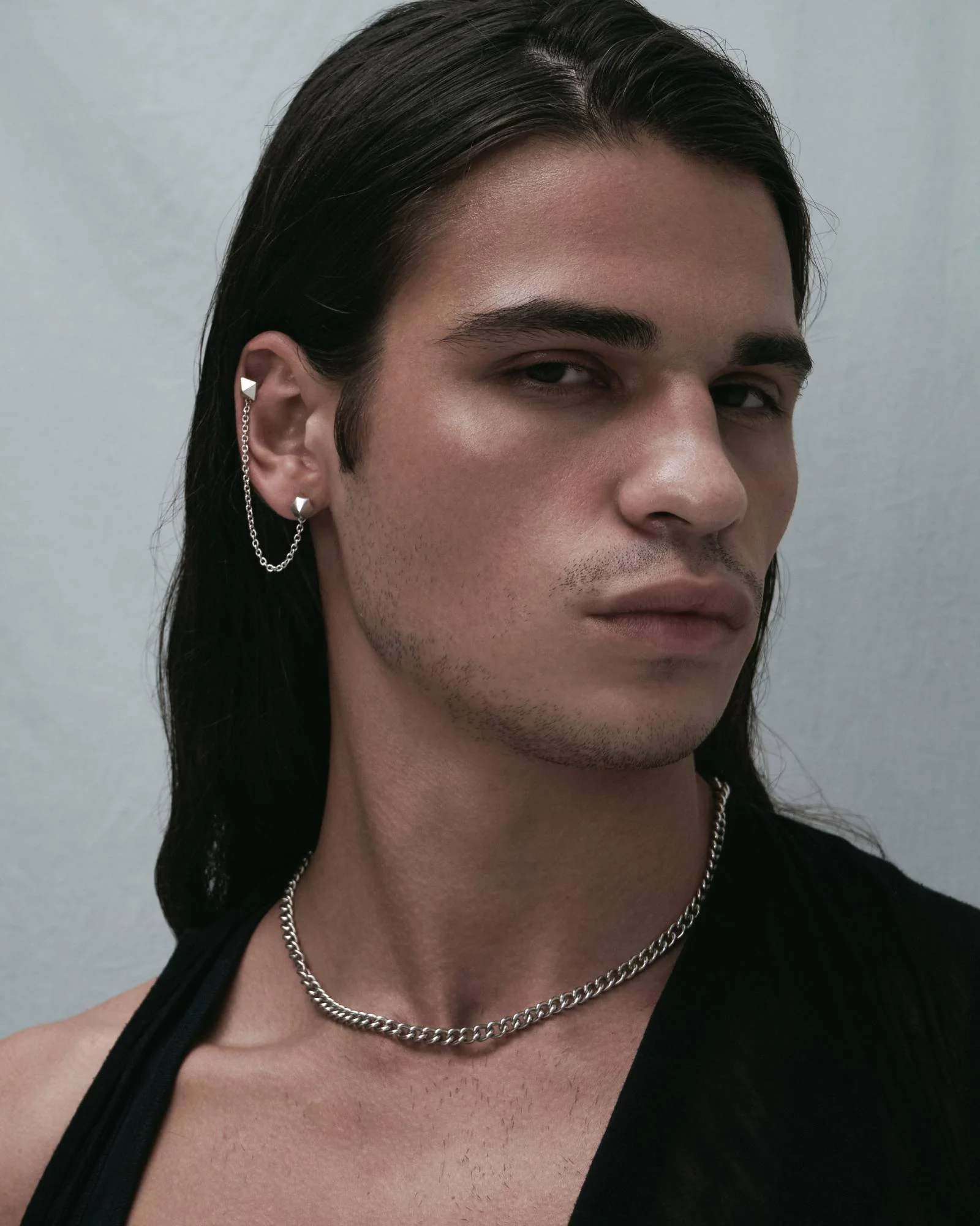 Sync Chain Earrings - Image 6