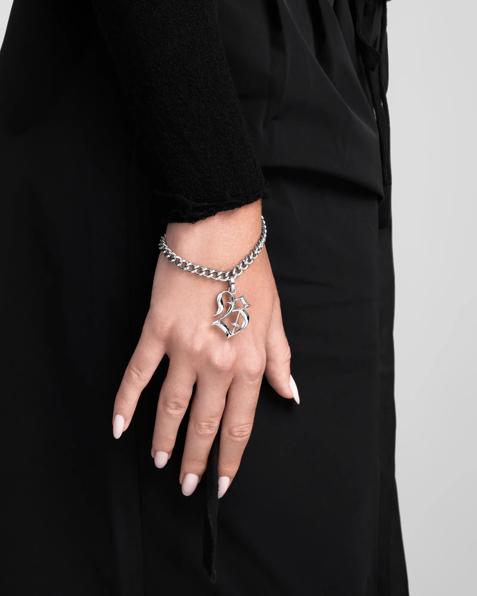 Synthesis Chain Bracelet - Image 4
