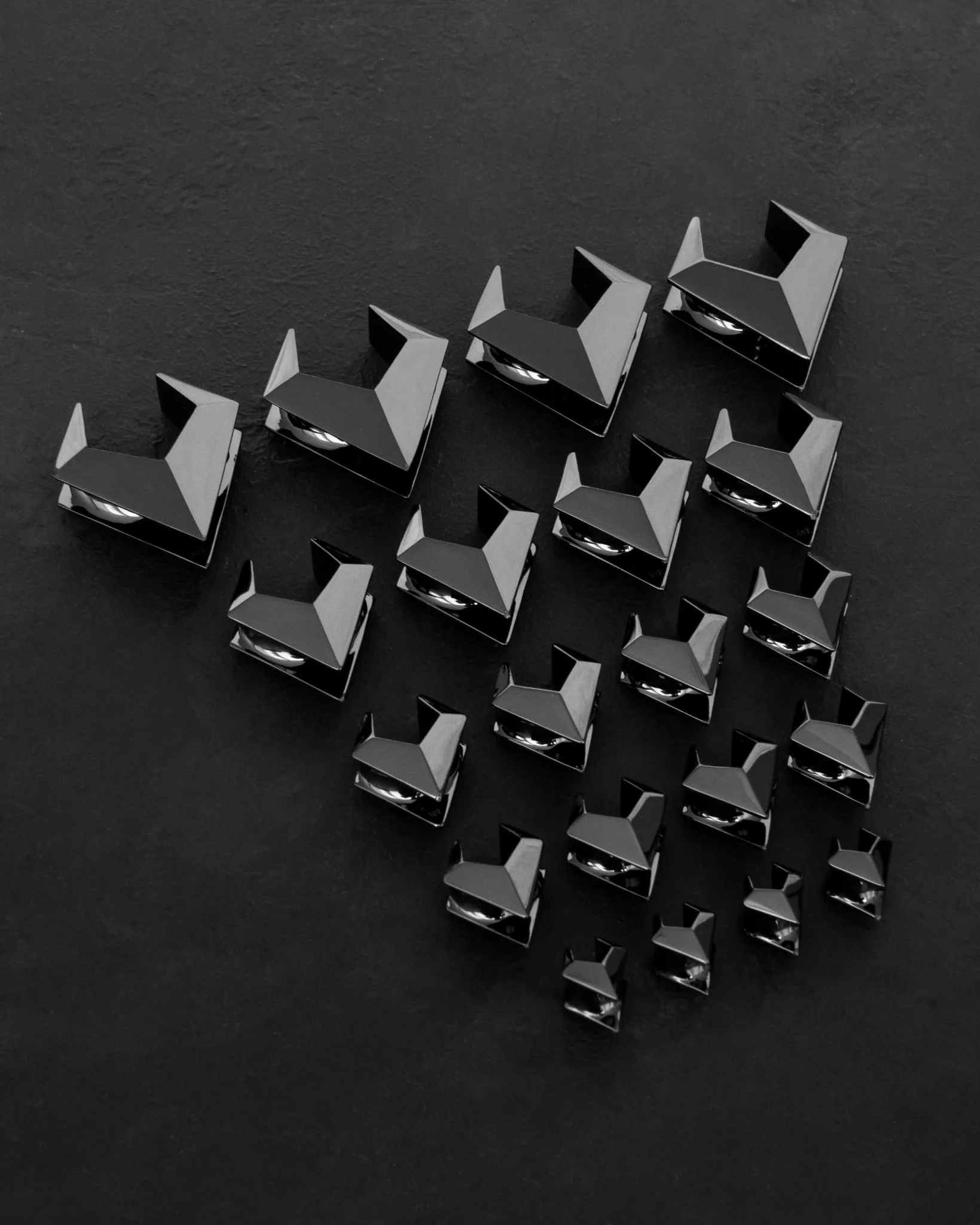Valar Saddle Hangers - Image 37