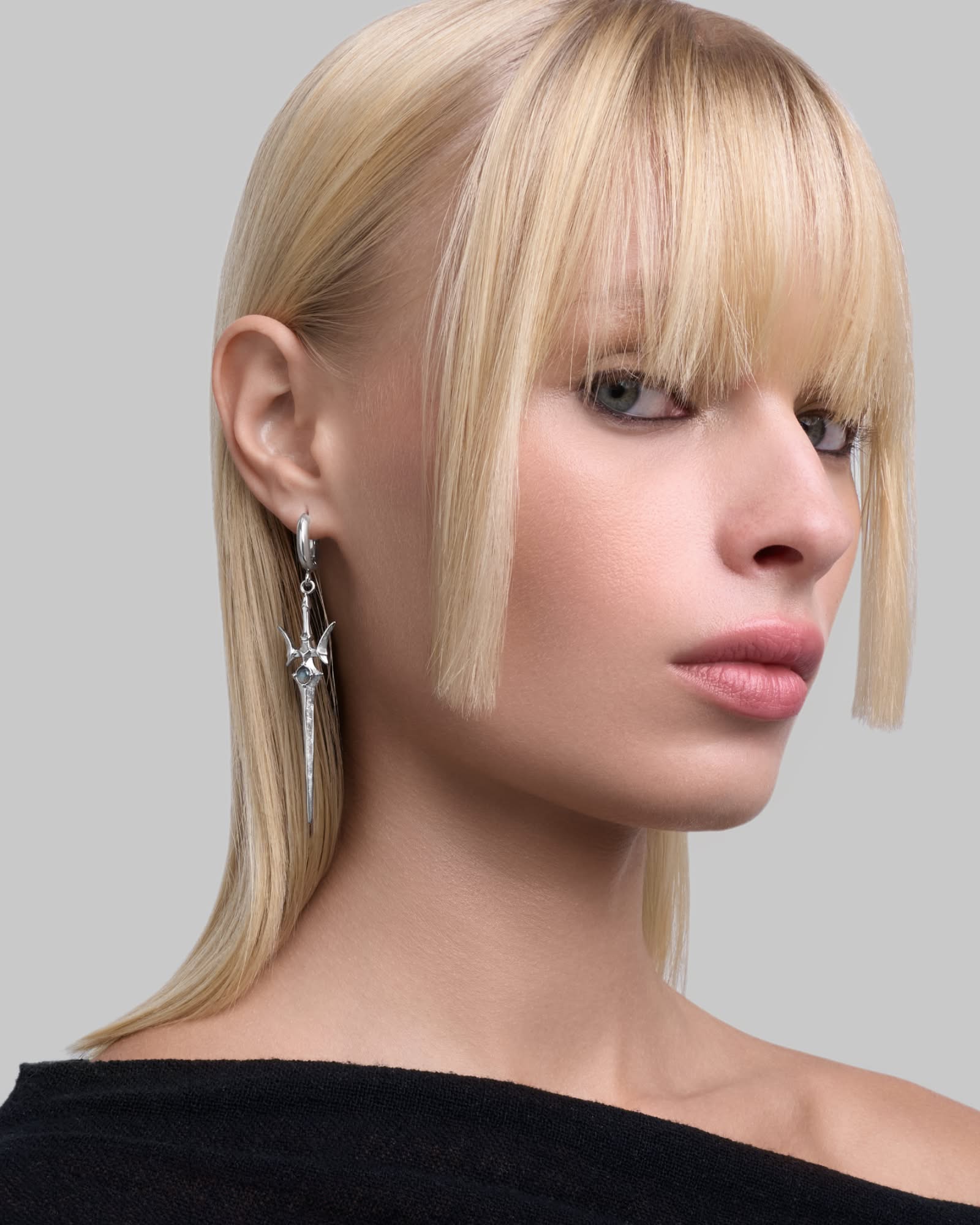 Valkyrie Sword earrings - Image 3