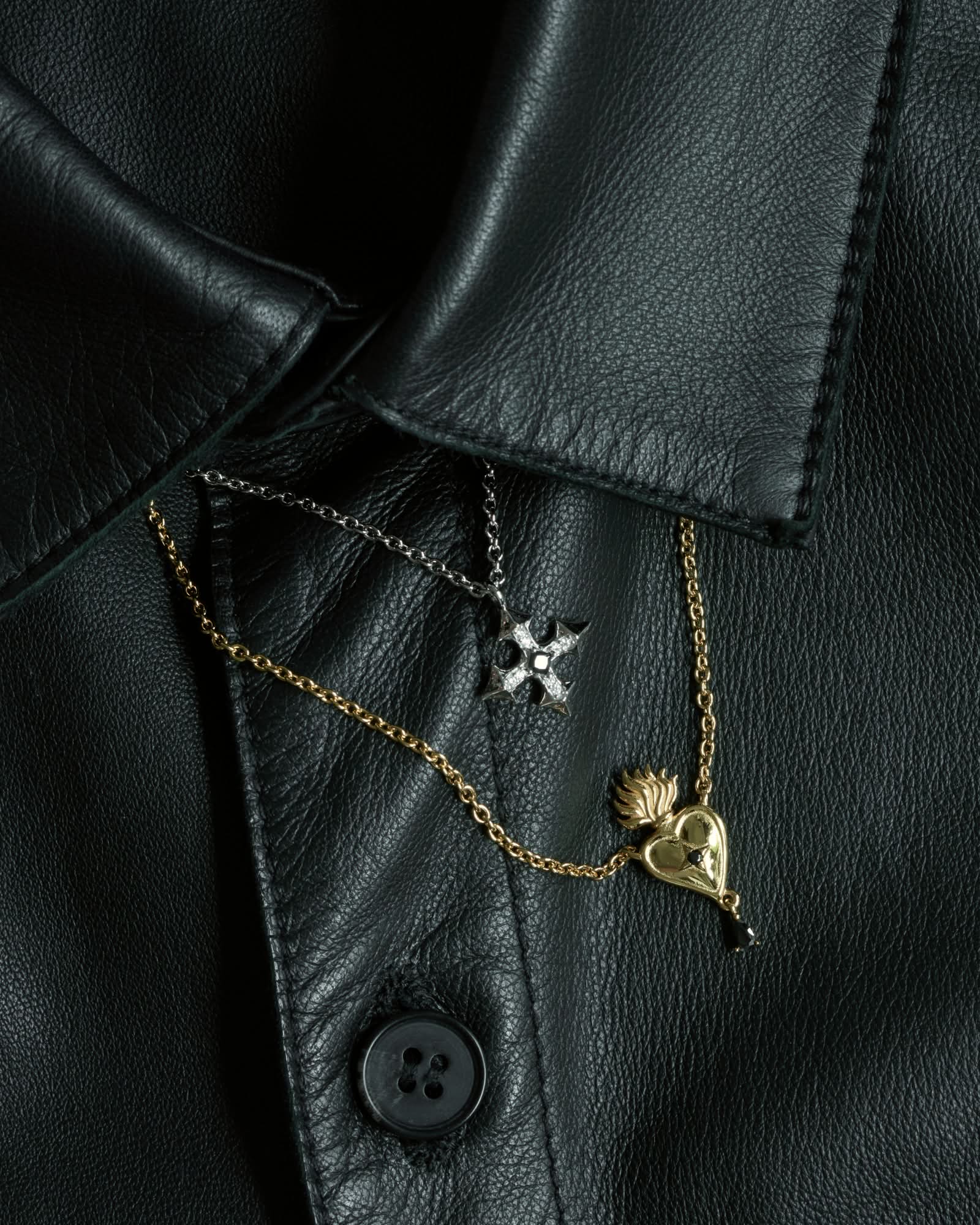 Yours & Mine necklace set - Image 4